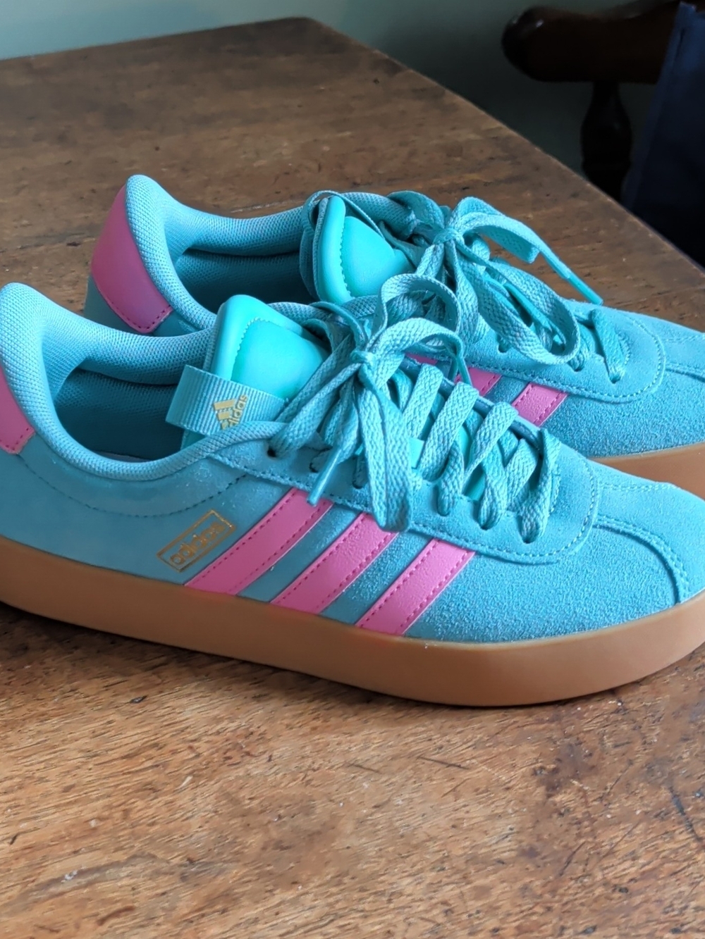 Adidas Women's Turquoise and Pink Suede Sneakers Size 6.5